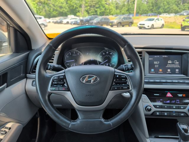Used 2018 Hyundai Elantra Value Edition FWD image 16