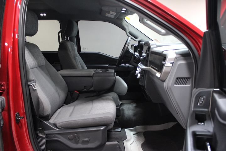 Used 2022 Ford F150 XLT w/ Equipment Group 302A High AWD/4WD image 16