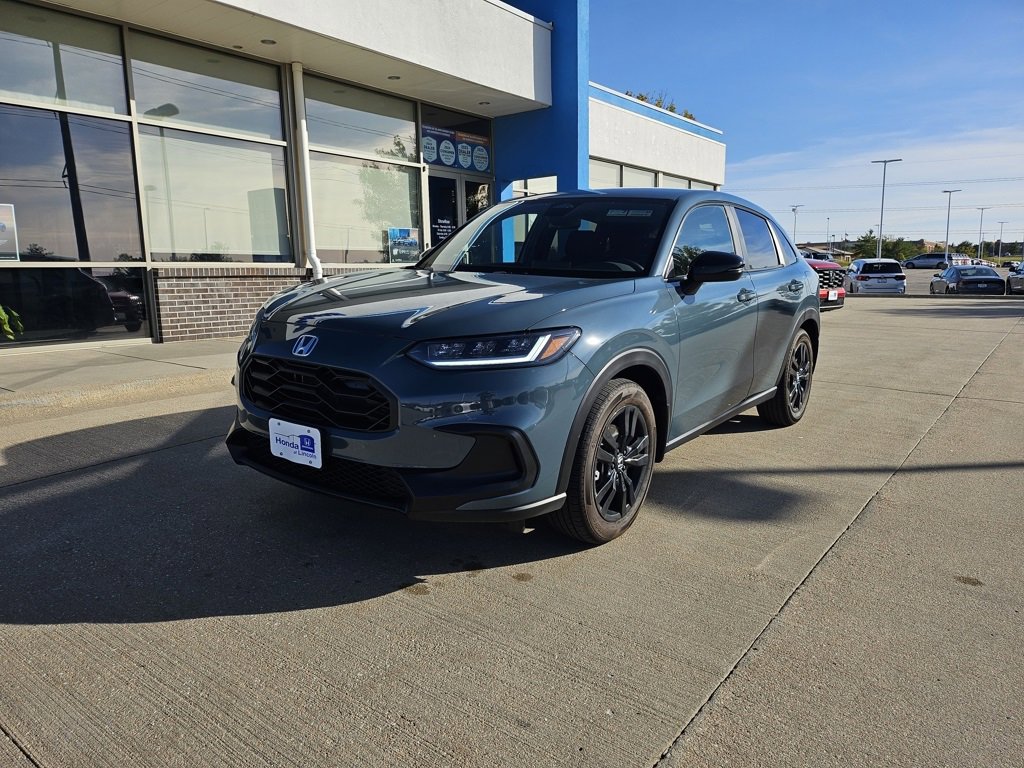 Certified 2026 Honda HR-V Sport image 1