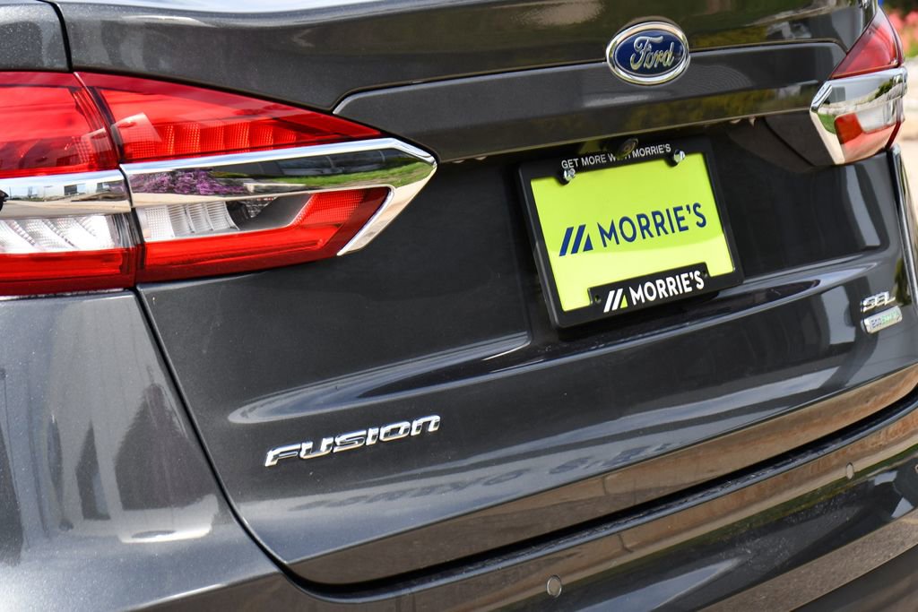 Used 2020 Ford Fusion SEL FWD image 43