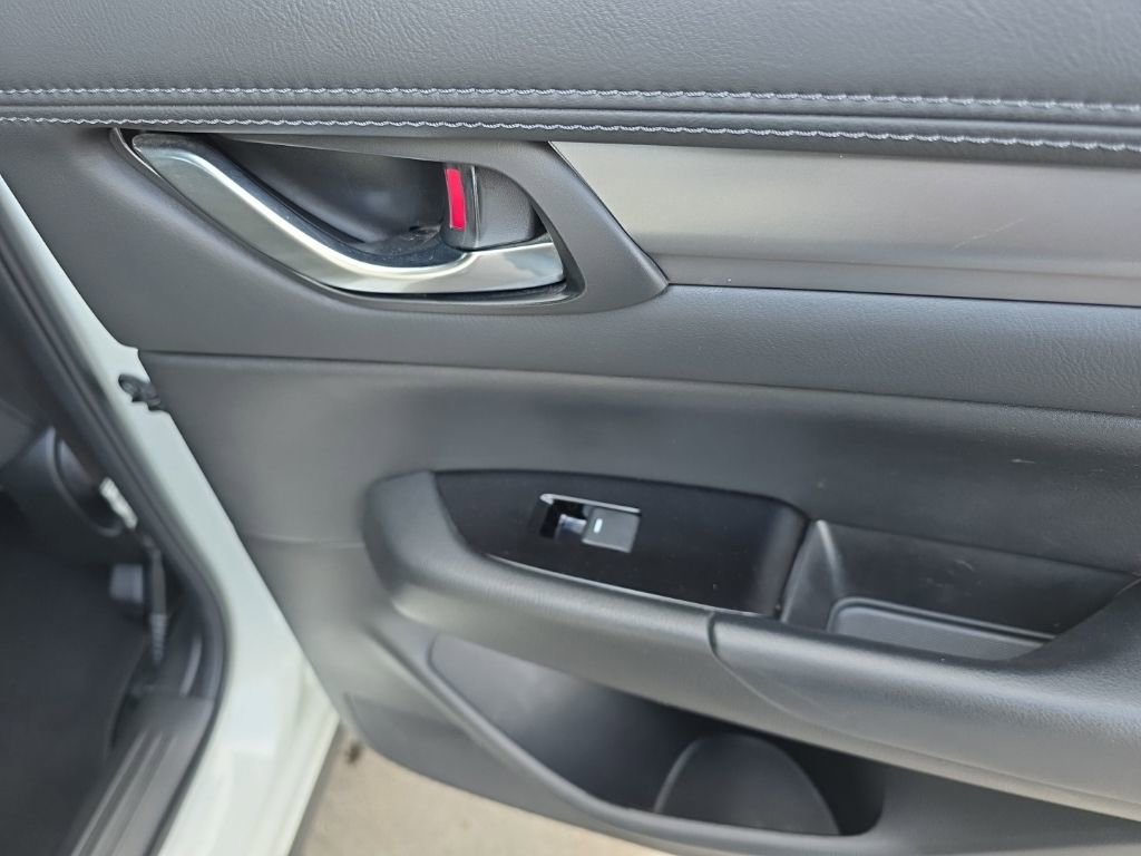 Used 2019 MAZDA CX-5 Touring image 90