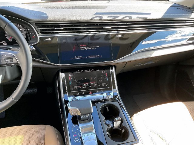 Used 2026 Audi Q8 Premium Plus AWD/4WD image 15