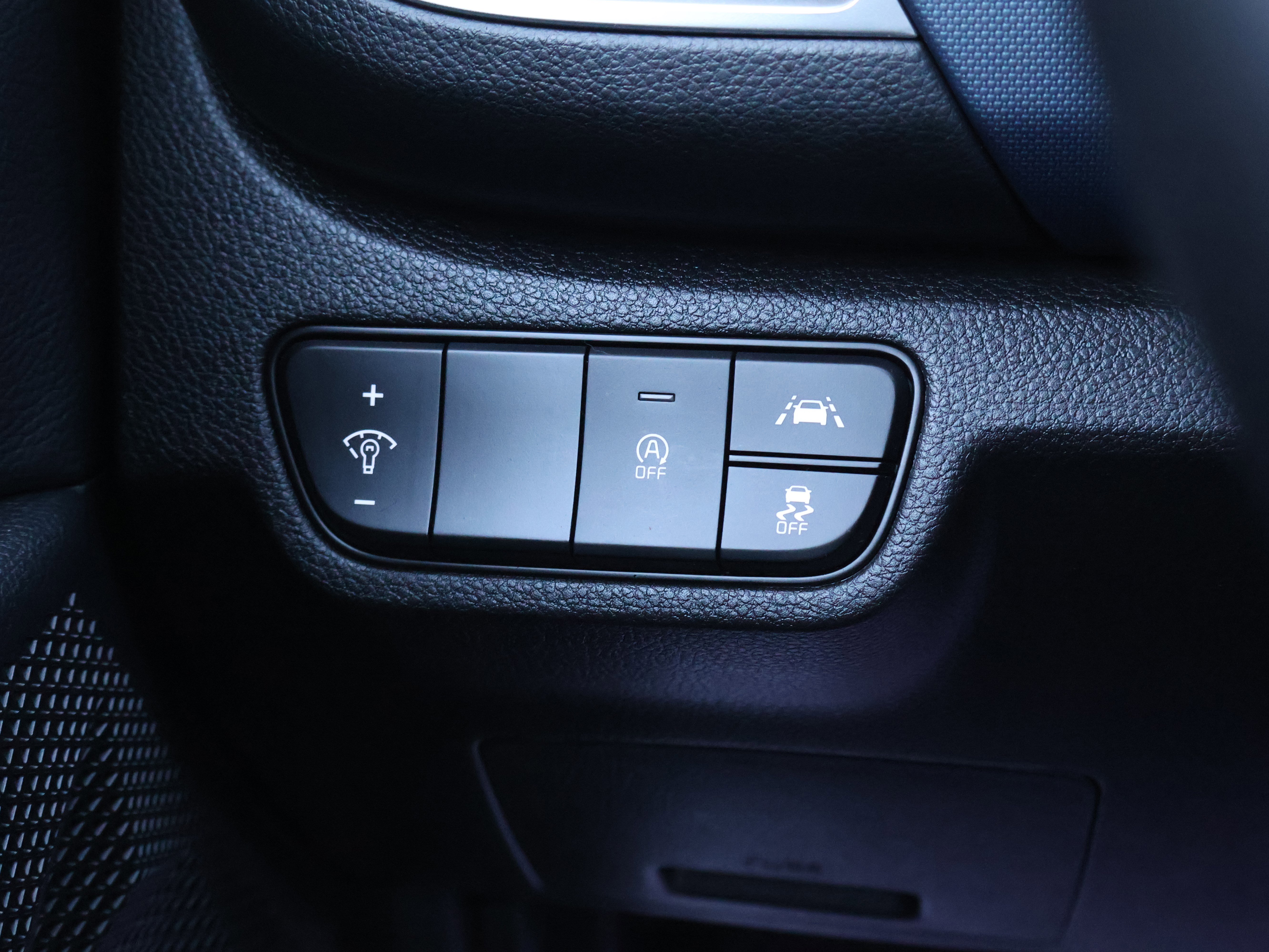 Used 2023 Kia Seltos S image 36