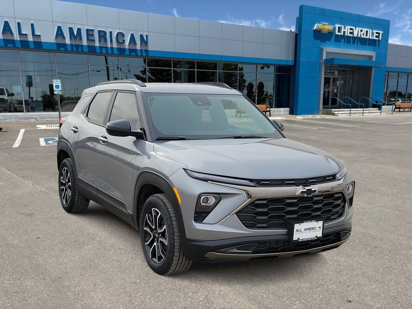 New 2026 Chevrolet TrailBlazer ACTIV w/ Convenience Package AWD/4WD image 2