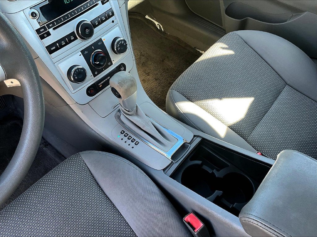 Used 2011 Chevrolet Malibu LS FWD image 18