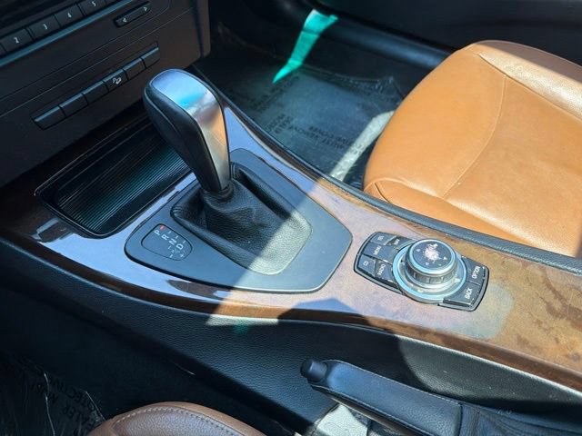 Used 2011 BMW 335i xDrive Sedan AWD/4WD image 29