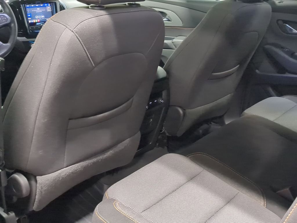 Used 2020 Chevrolet Traverse LS image 28