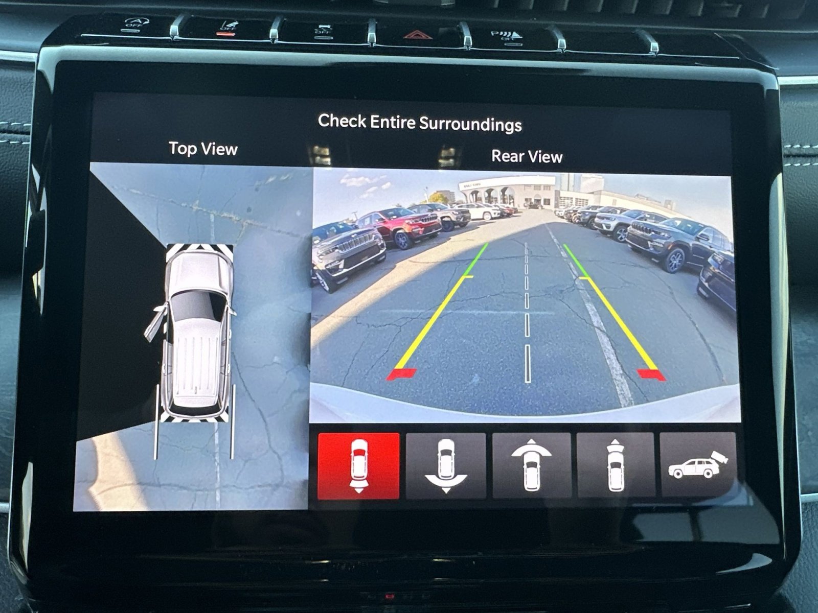 New 2025 Jeep Grand Cherokee Limited w/ Luxury Tech Group II image 19