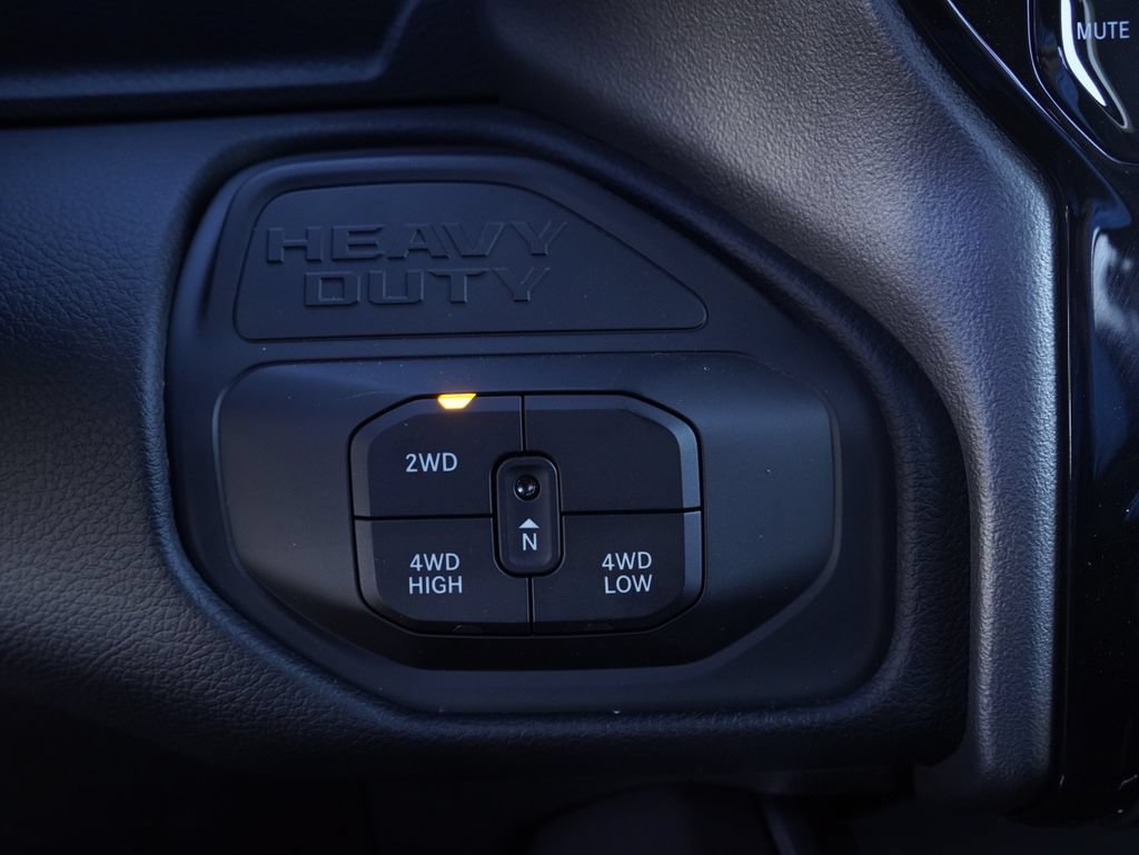 New 2026 RAM 2500 Laramie w/ Night Edition AWD/4WD image 20