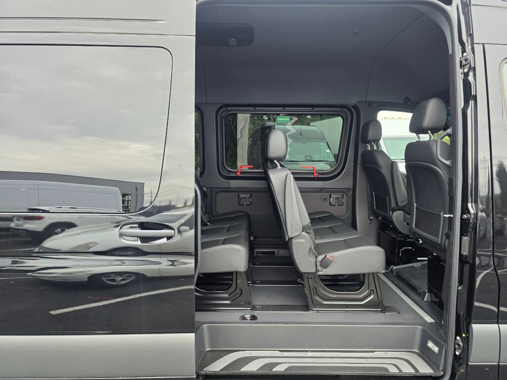 New 2025 Mercedes-Benz Sprinter 2500 image 19