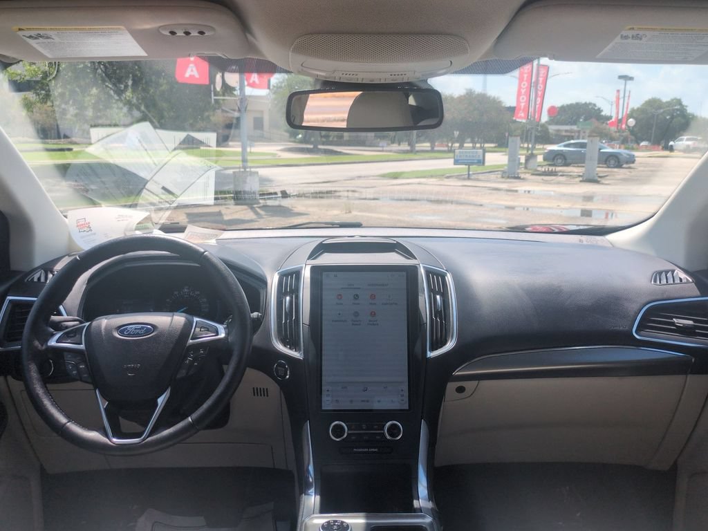 Used 2024 Ford Edge Titanium AWD/4WD image 30