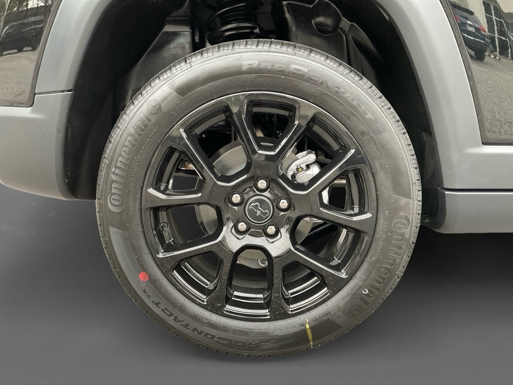 New 2026 Jeep Compass Latitude AWD/4WD image 10