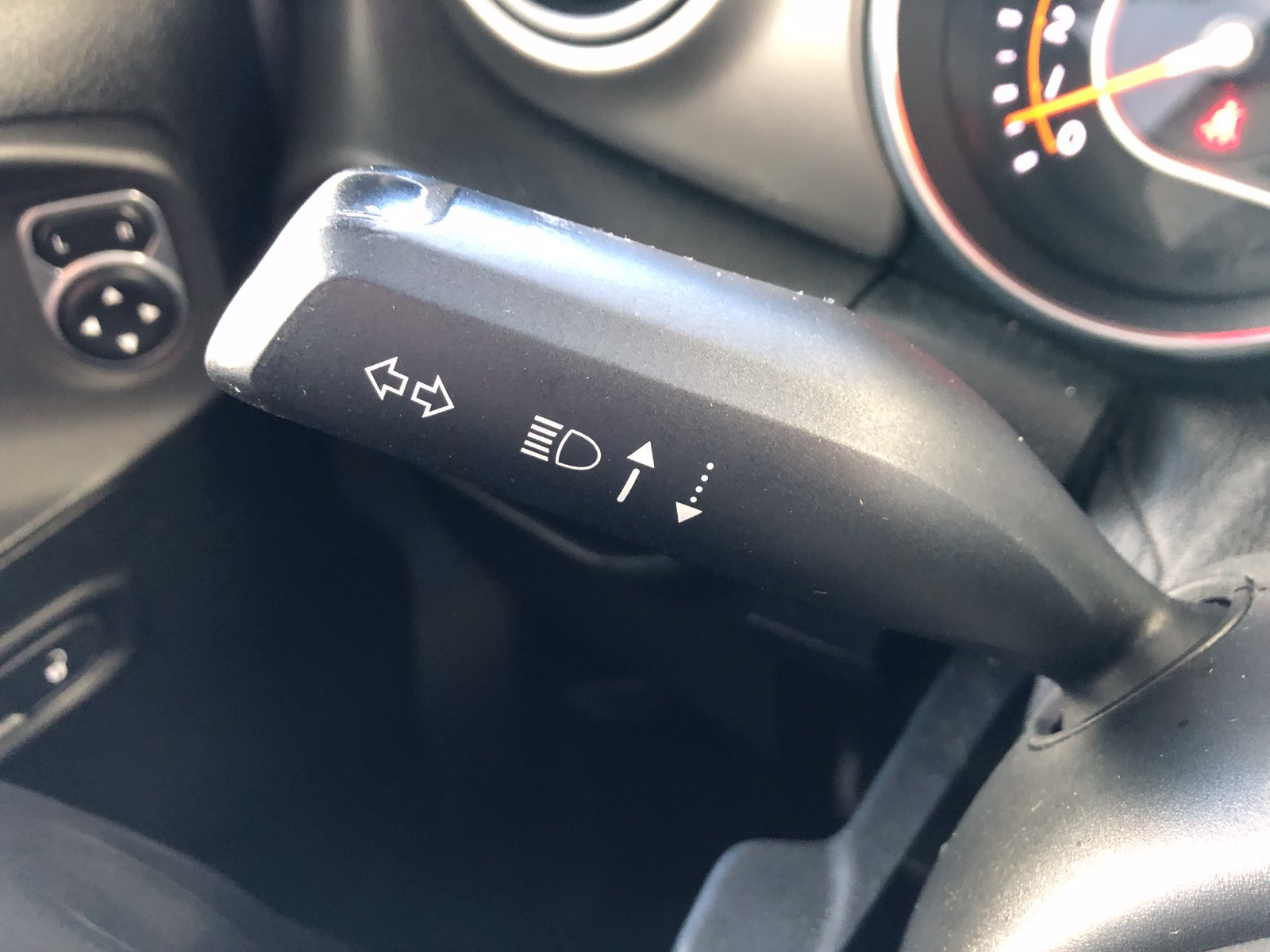 Used 2018 Jeep Wrangler Unlimited Sport S AWD/4WD image 31