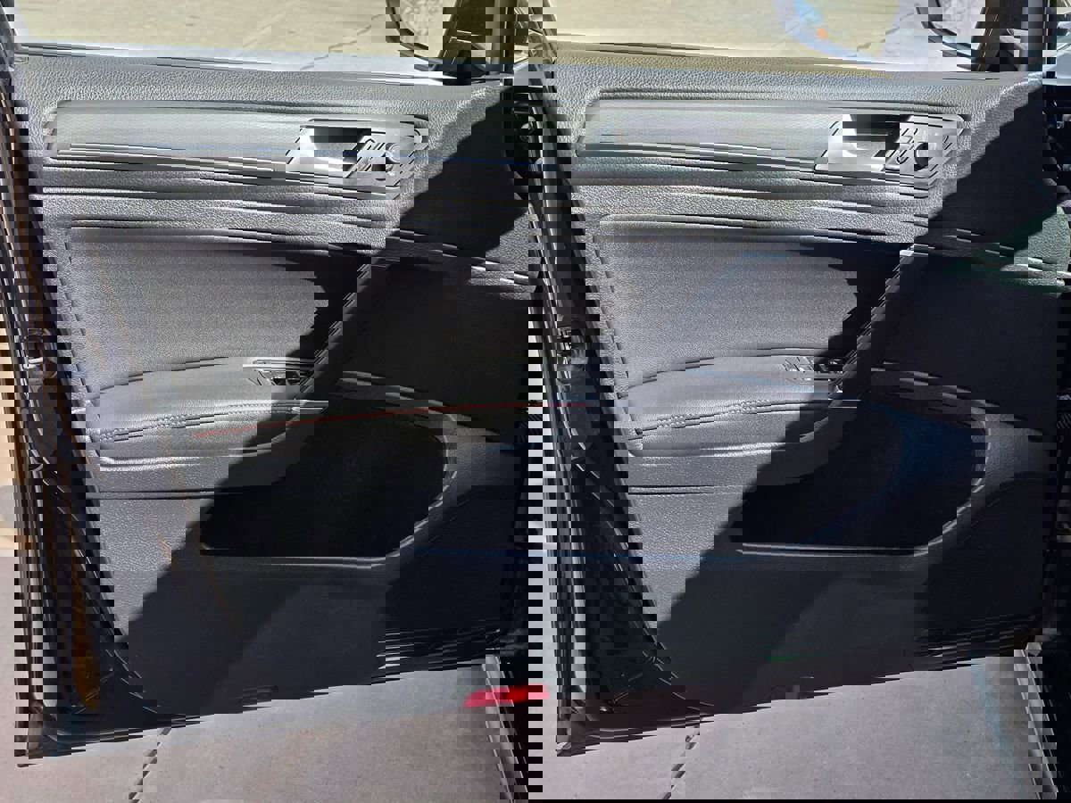 Used 2021 Volkswagen GTI SE image 28