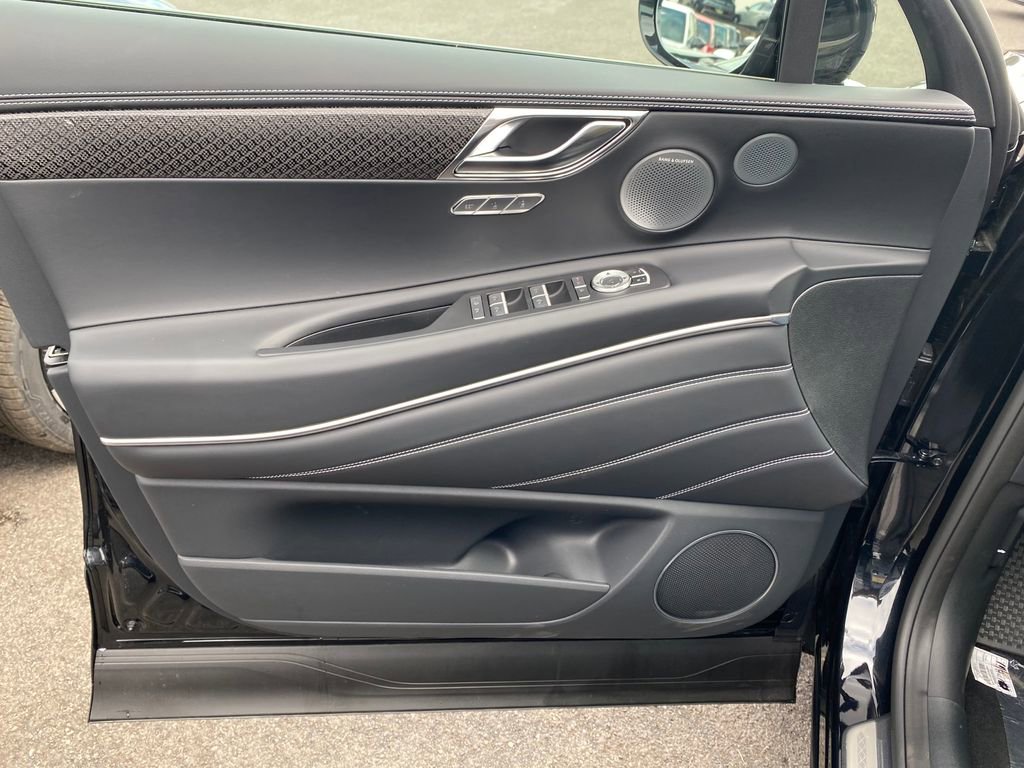 New 2026 Genesis GV80 3.5T e-SC image 31