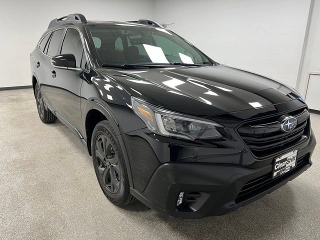 Used 2022 Subaru Outback Onyx Edition XT w/ Popular Package #2 AWD/4WD image 2