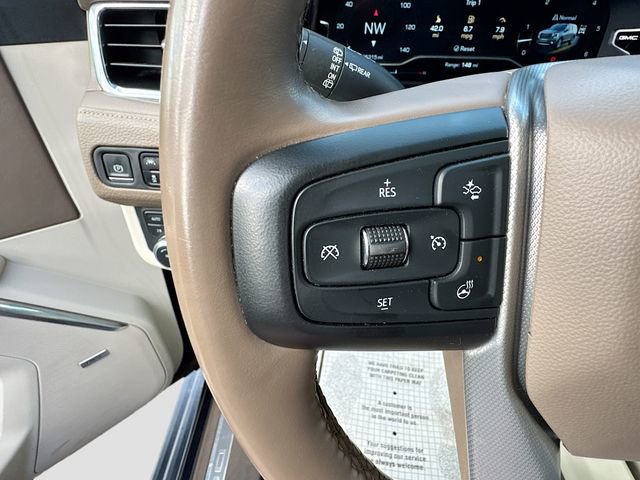 Used 2023 GMC Yukon XL Denali image 39