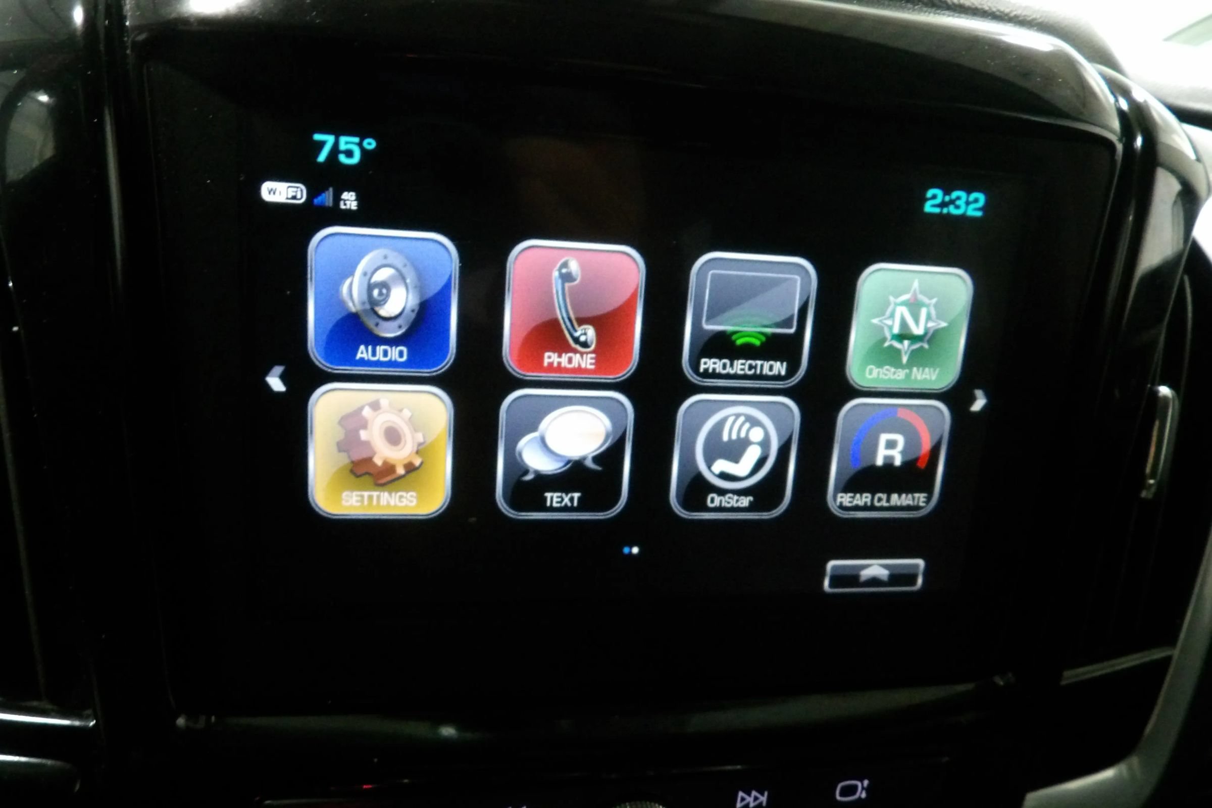 Used 2019 Chevrolet Traverse LT w/ LPO, Floor Liner Package AWD/4WD image 21