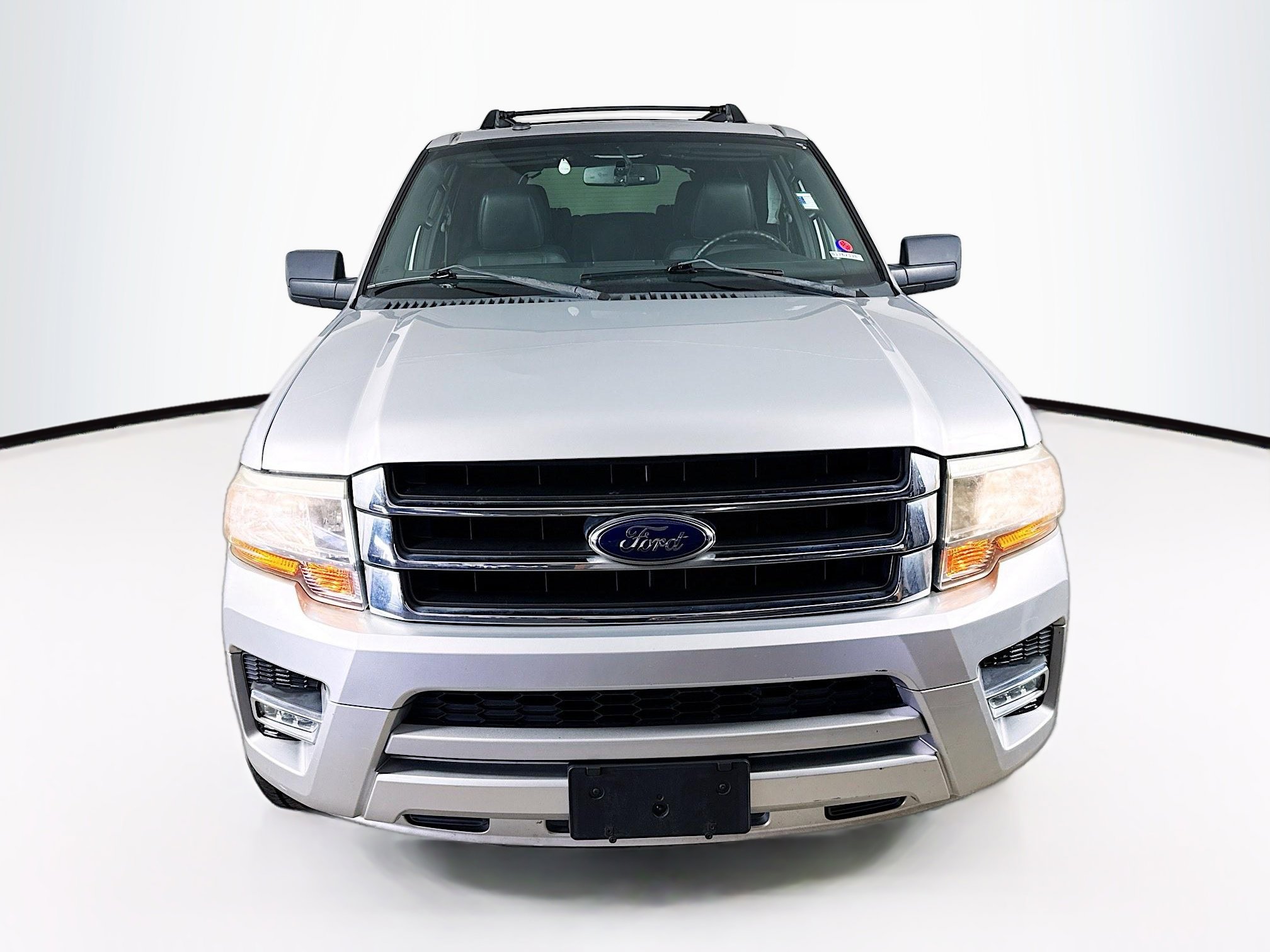 Used 2017 Ford Expedition XLT w/ Equipment Group 202A image 3