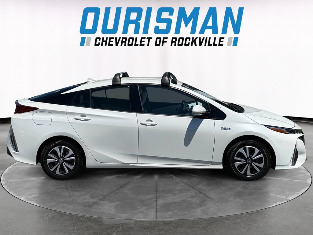 Used 2017 Toyota Prius Prime Premium w/ Carpet Mat Package FWD image 7
