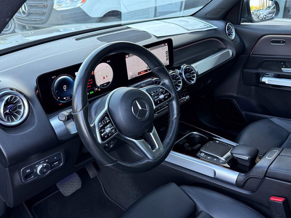 Used 2022 Mercedes-Benz EQB 350 4MATIC image 20