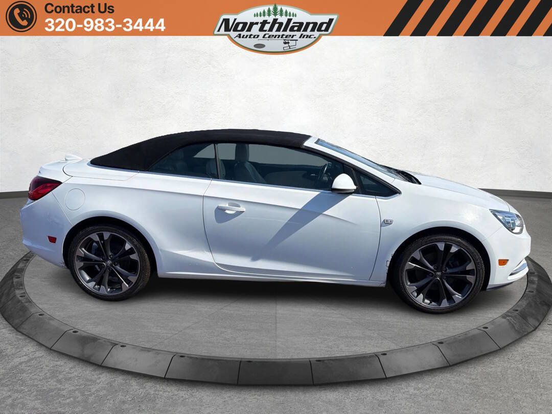 Used 2019 Buick Cascada Premium image 4