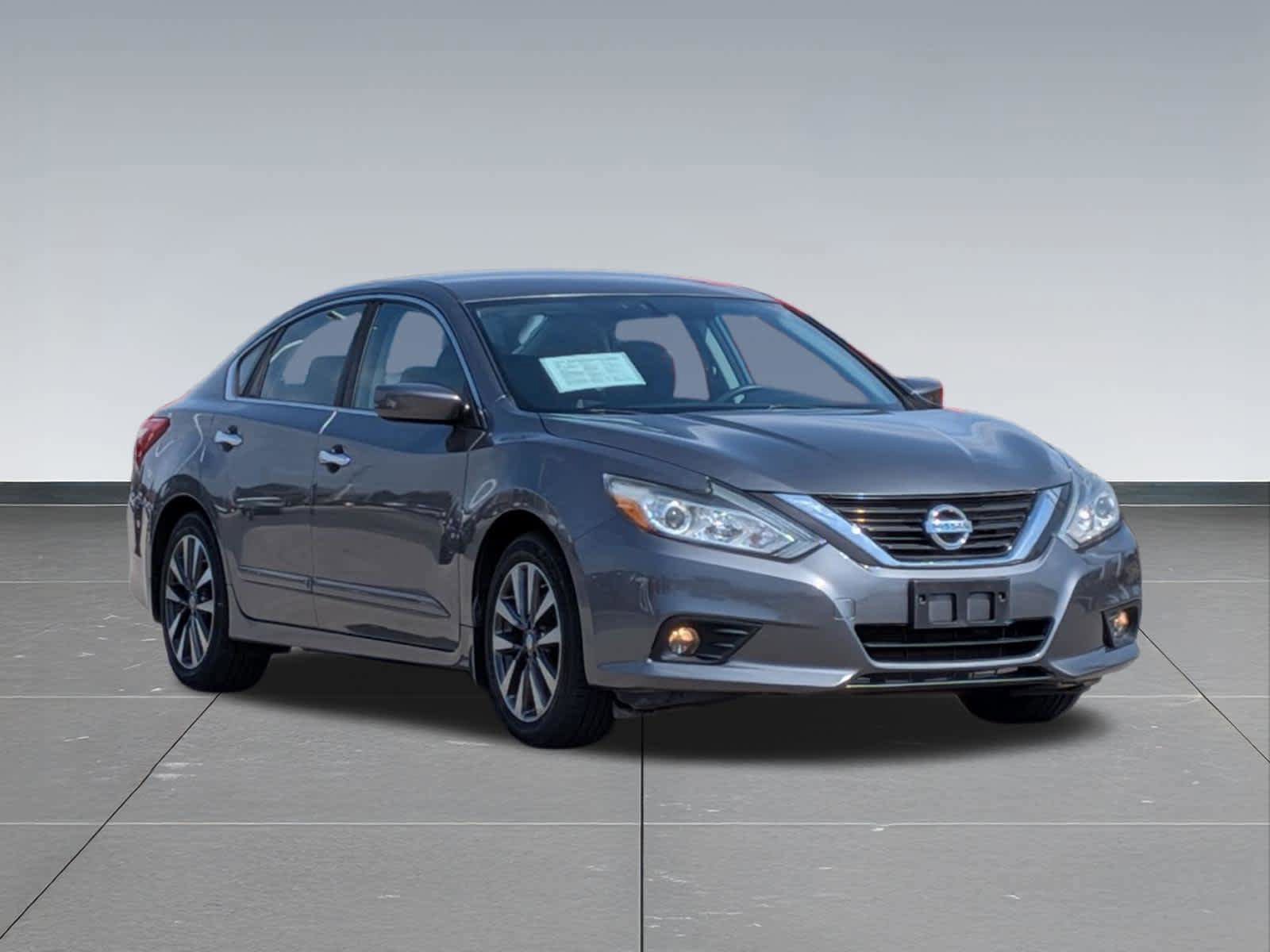 Used 2016 Nissan Altima 2.5 SV FWD image 7