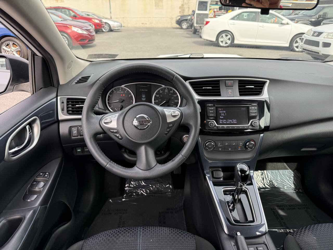 Used 2017 Nissan Sentra SR image 33