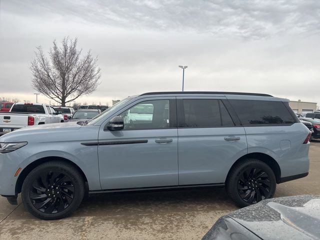 New 2025 Lincoln Navigator Reserve w/ Jet Appearance Package image 12