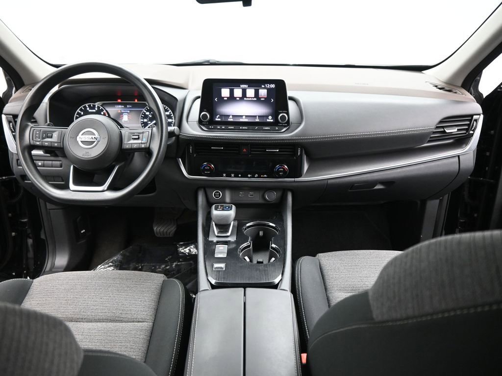 Used 2021 Nissan Rogue SV image 20