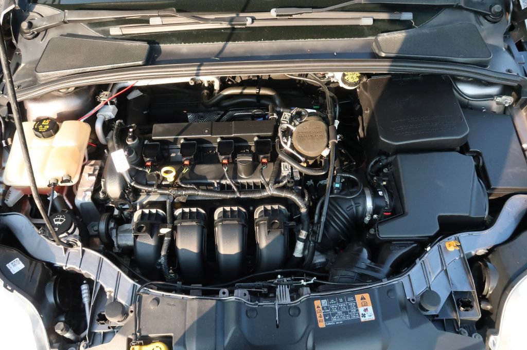 Used 2014 Ford Focus SE FWD image 12