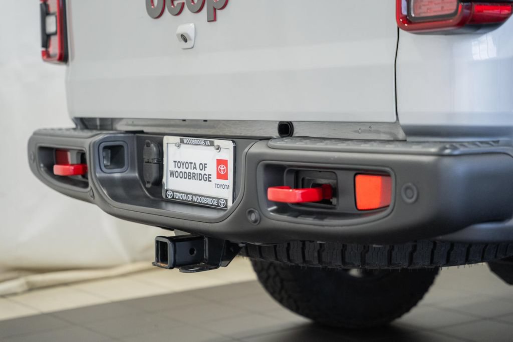Used 2024 Jeep Gladiator Rubicon AWD/4WD image 7