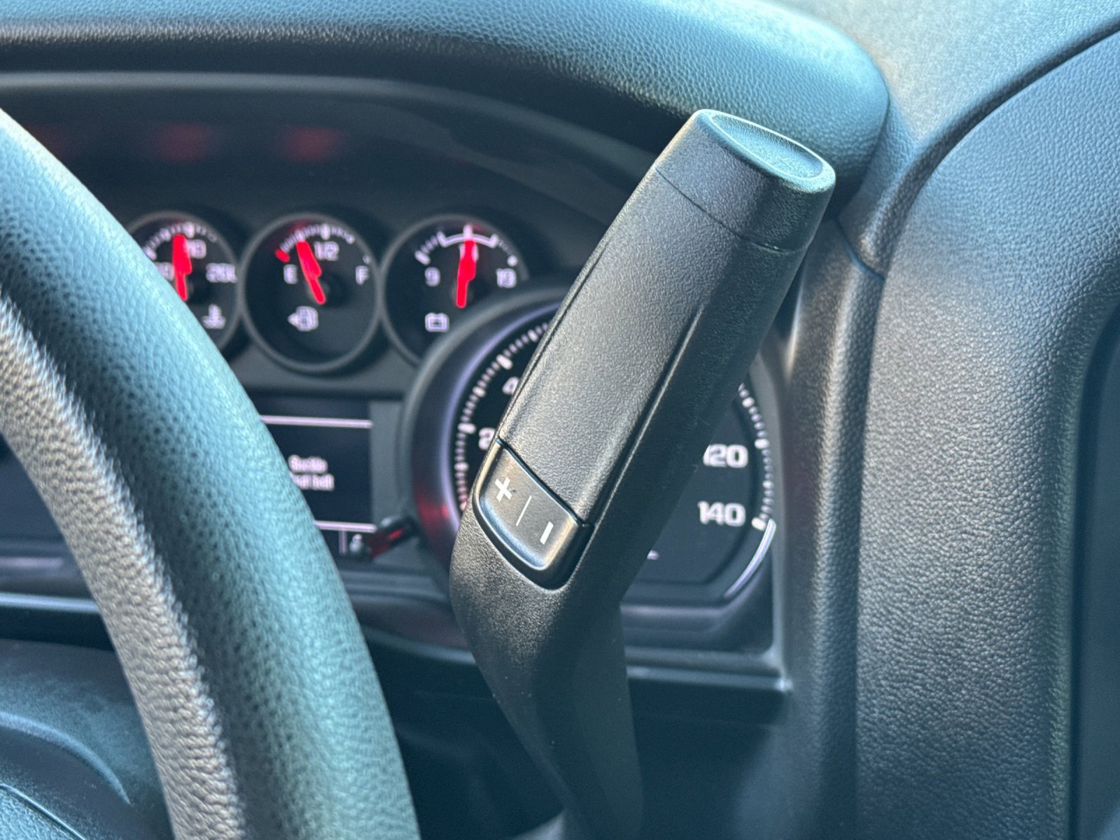 Used 2022 Chevrolet Silverado 1500 Custom image 23