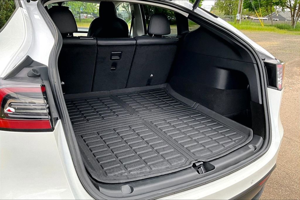 Used 2022 Tesla Model Y Performance AWD/4WD image 35