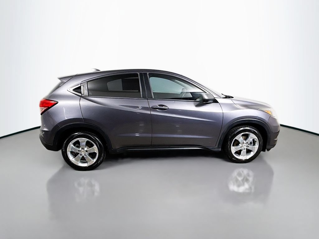 Used 2017 Honda HR-V LX image 8