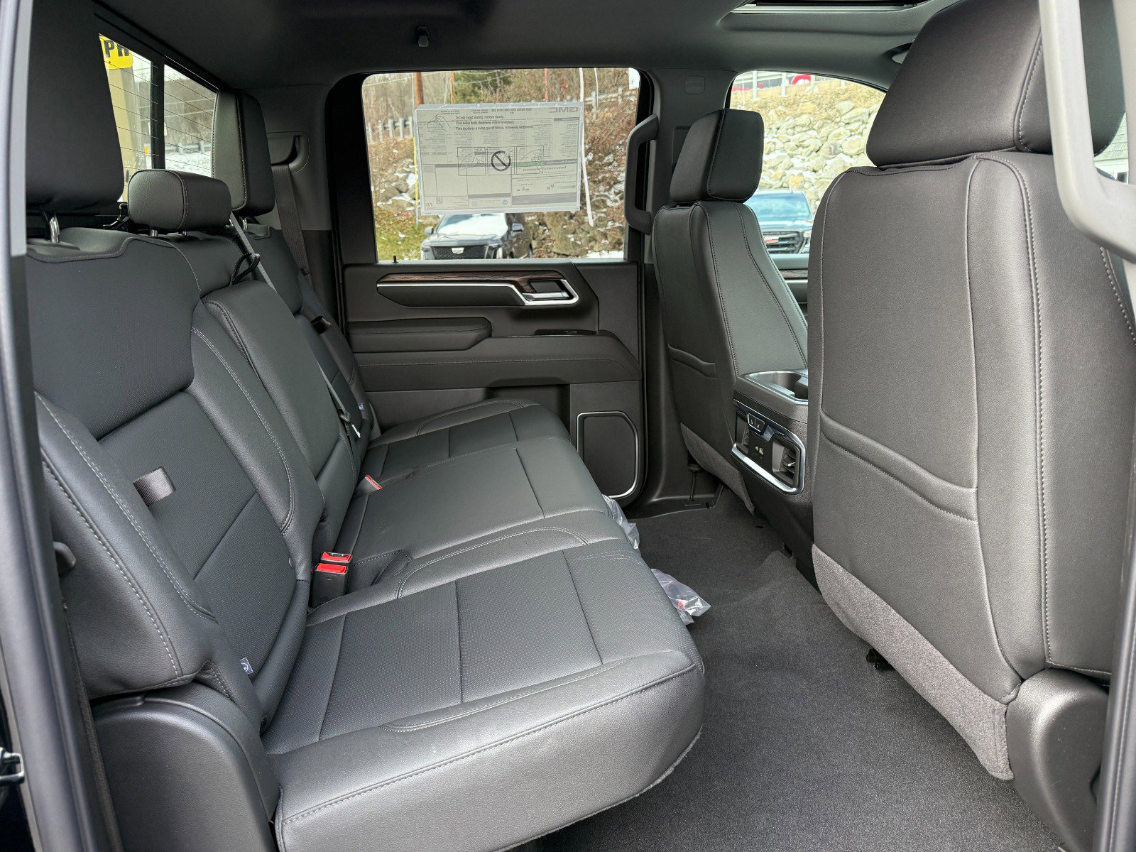 New 2026 GMC Sierra 2500 SLT w/ SLT Convenience Package image 20