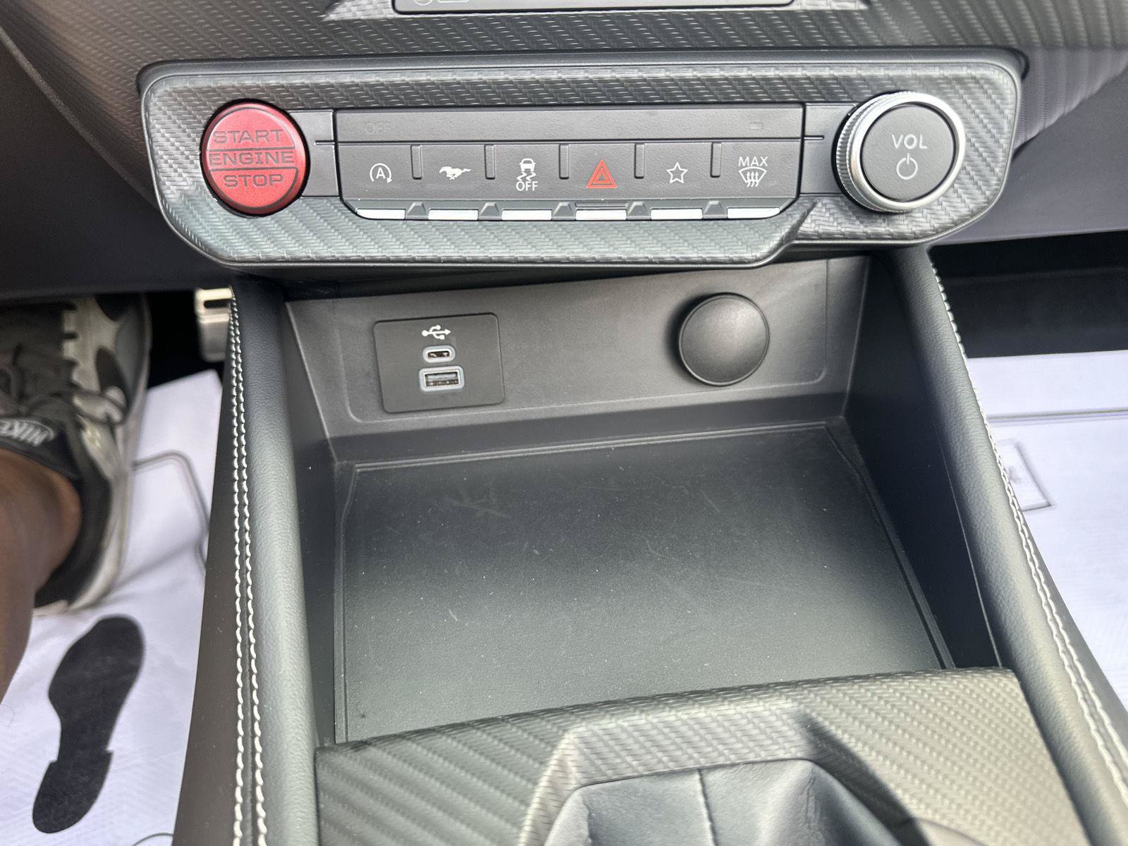 Used 2025 Ford Mustang GT Premium w/ GT Performance Package RWD image 36