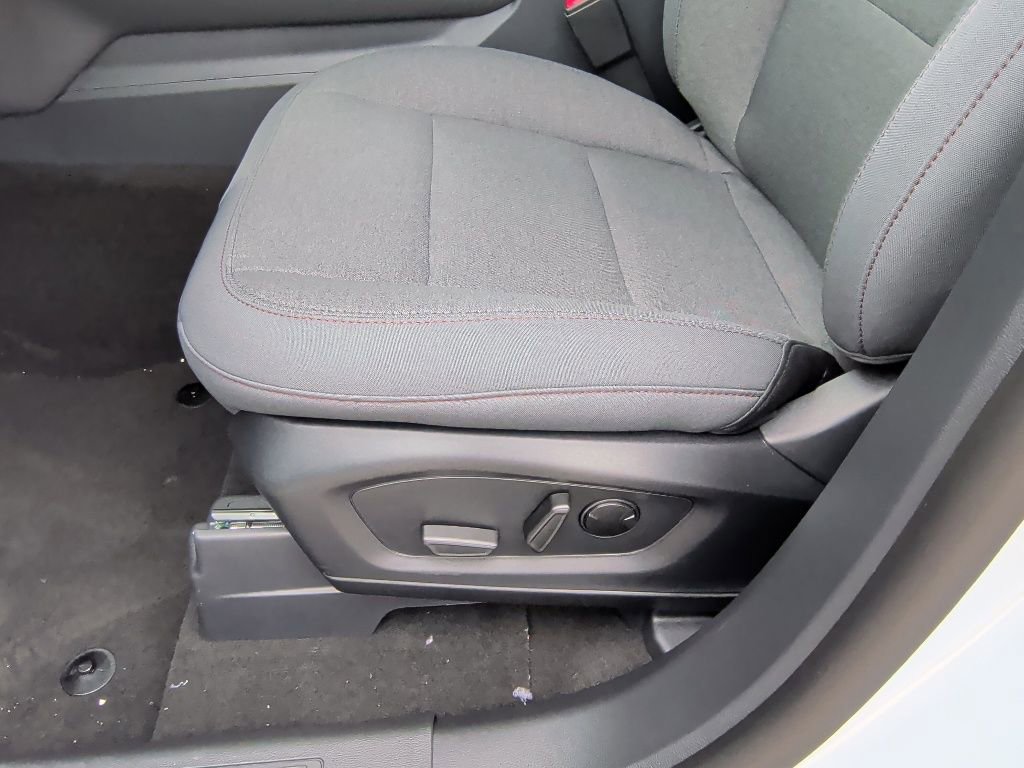 New 2026 Ford Explorer Active RWD image 13