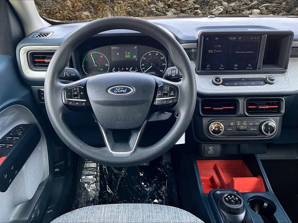 Used 2023 Ford Maverick XLT image 5