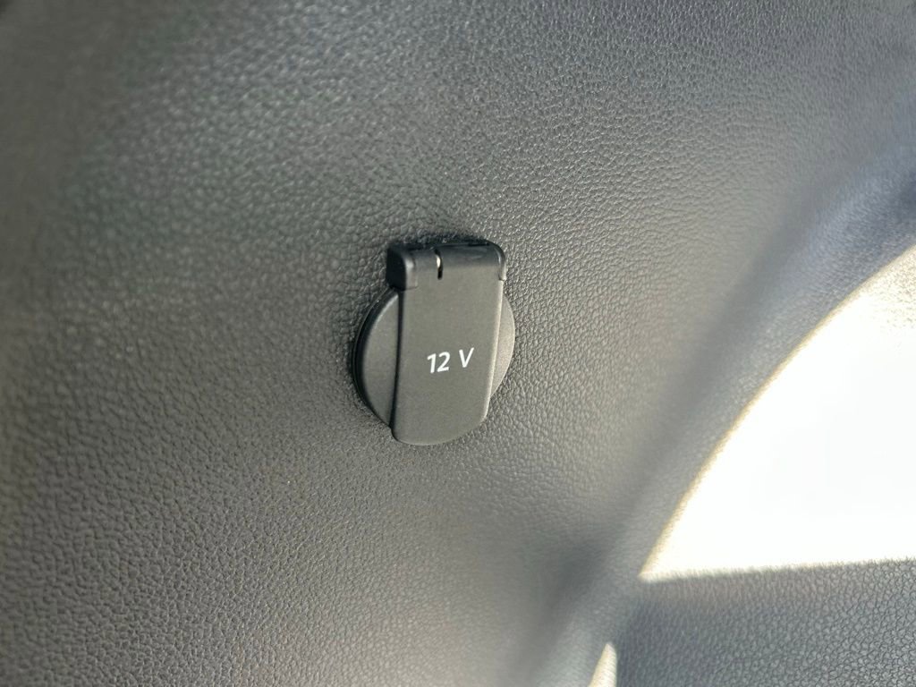 Used 2025 Volkswagen Atlas Cross Sport SEL Premium R-Line image 43