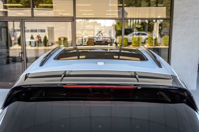 Used 2020 Porsche Macan Turbo image 10