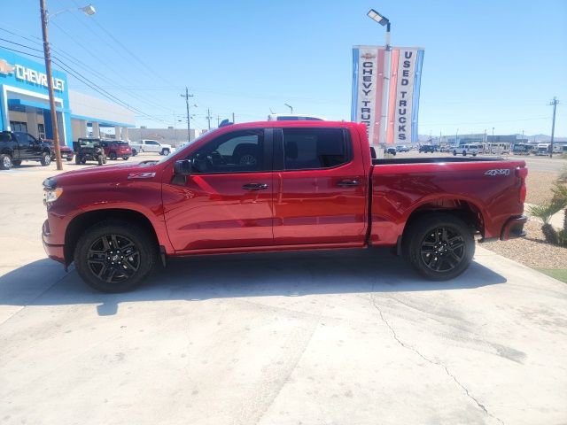 Used 2024 Chevrolet Silverado 1500 RST w/ Z71 Off-Road Package AWD/4WD image 7