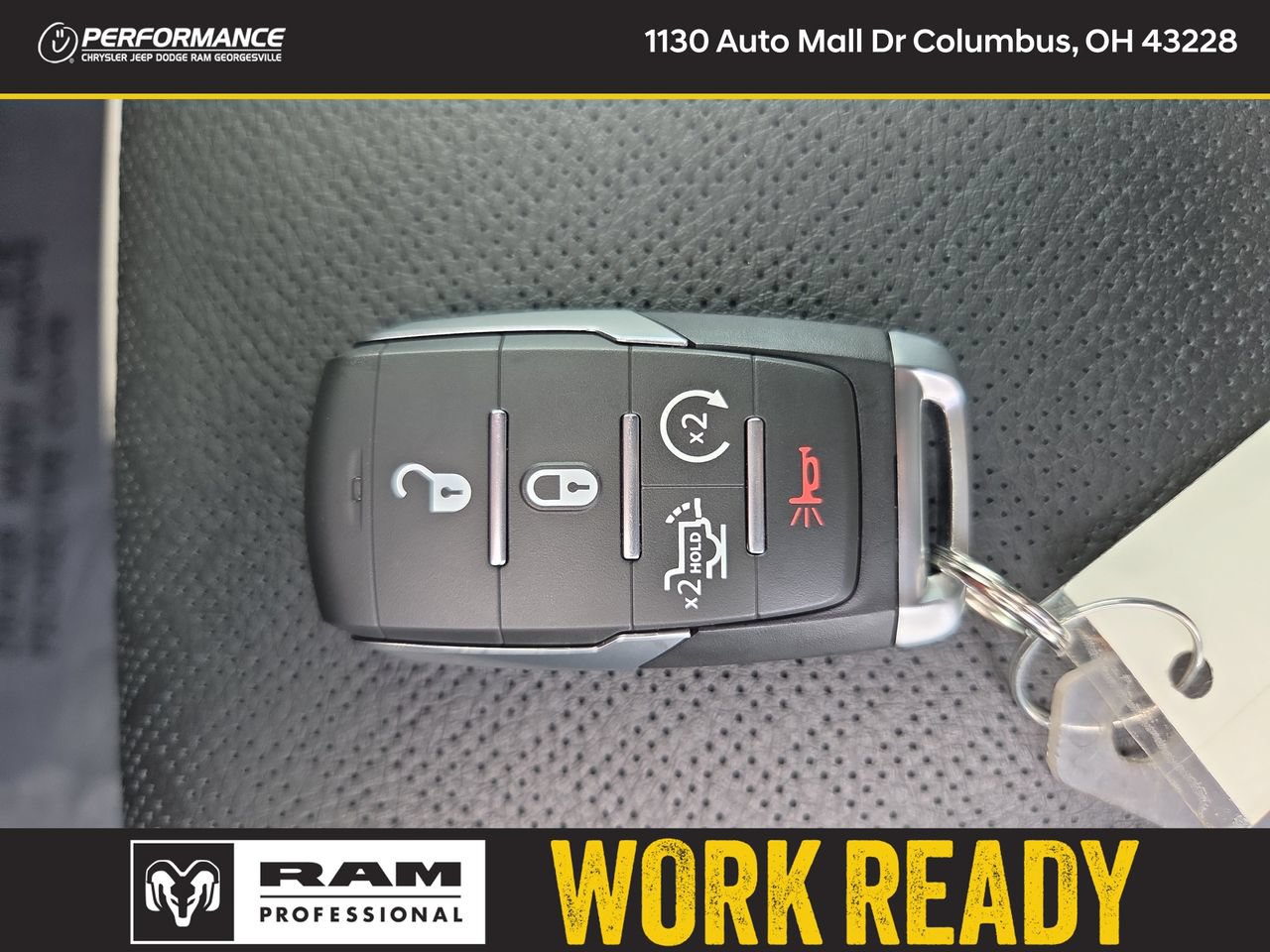 New 2026 RAM 2500 Laramie AWD/4WD image 36