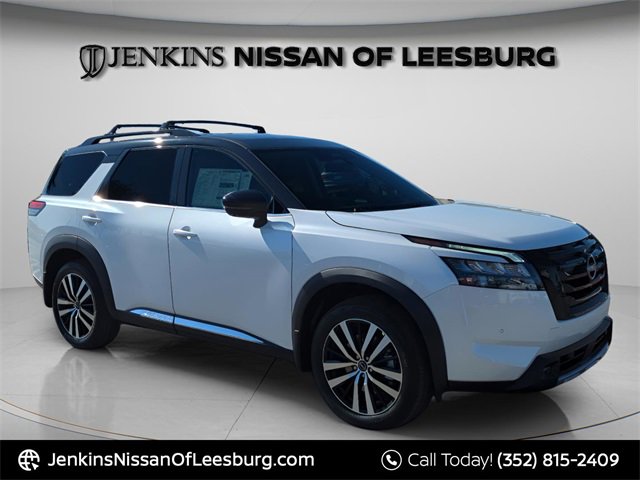 New 2025 Nissan Pathfinder Platinum w/ Lighting Package (N92)