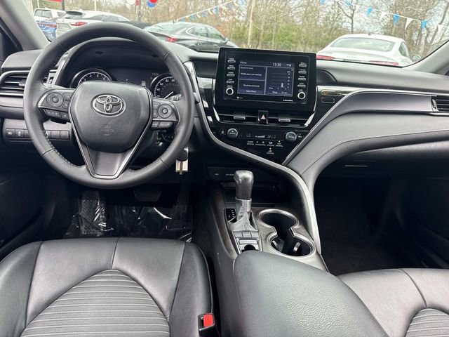 Used 2023 Toyota Camry SE image 14