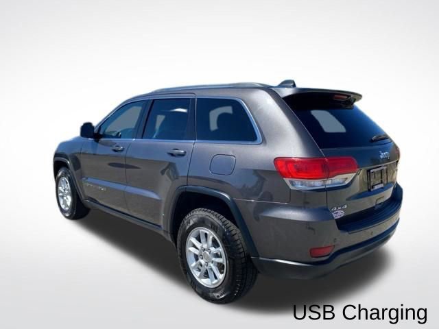 Used 2019 Jeep Grand Cherokee Laredo w/ Security & Convenience Group AWD/4WD image 3