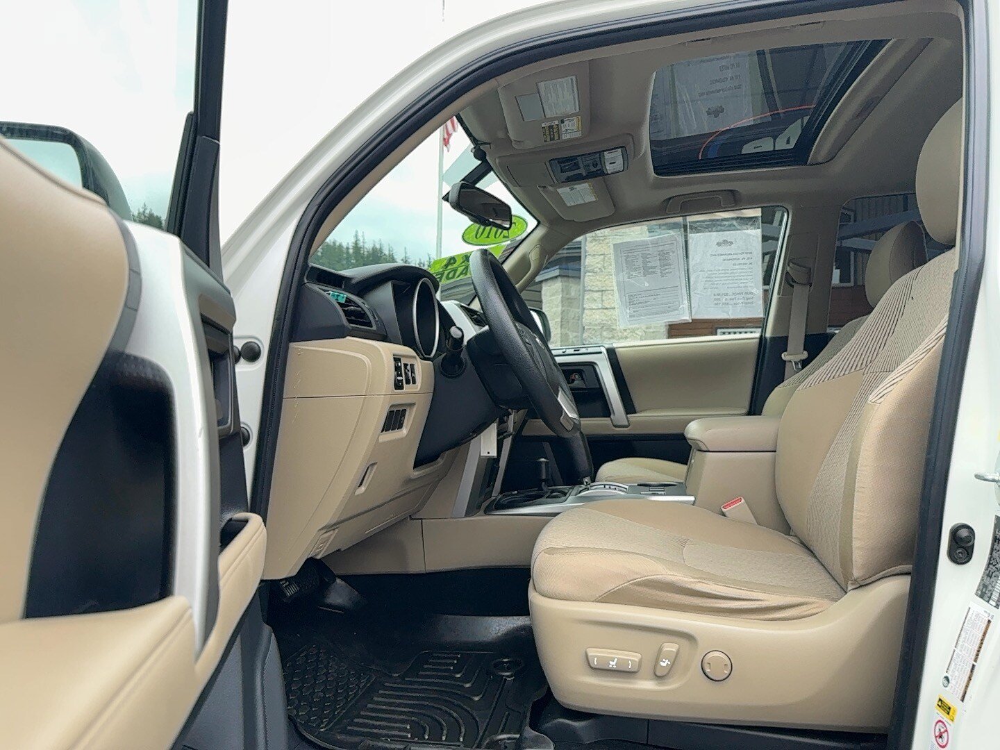 Used 2010 Toyota 4Runner SR5 AWD/4WD image 18