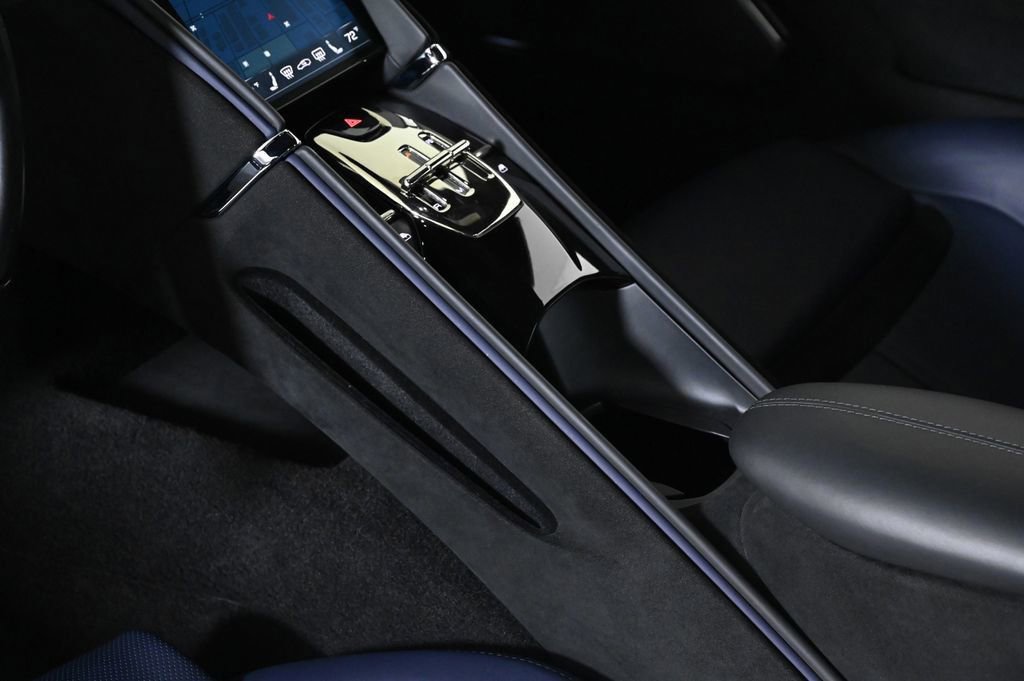 Used 2021 Ferrari Roma image 16