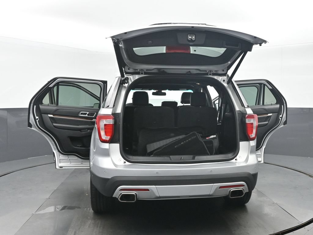 Used 2017 Ford Explorer Platinum AWD/4WD image 43