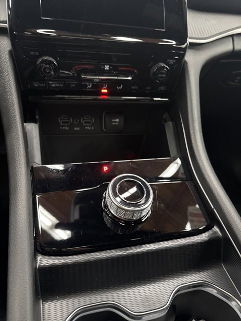 New 2025 Jeep Grand Cherokee L Laredo image 13